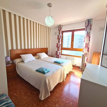 Dos Torres Tauriel - Espacioso Apartamento Con Impresionantes Vistas Y Garaje Privado Zaragoza Bagian luar foto