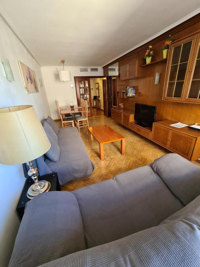 Dos Torres Tauriel - Espacioso Apartamento Con Impresionantes Vistas Y Garaje Privado Zaragoza Bagian luar foto