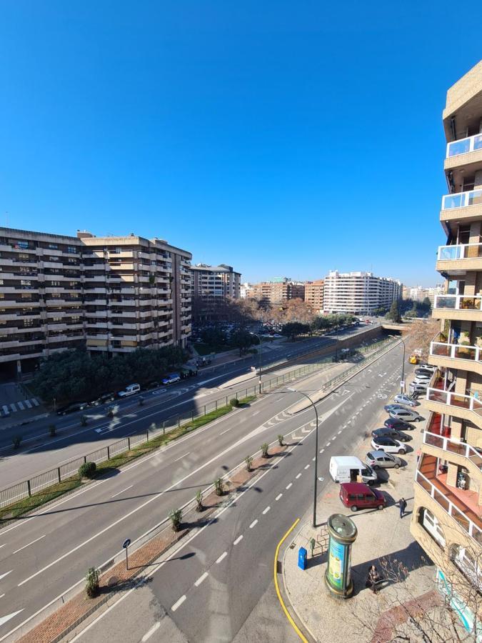 Dos Torres Tauriel - Espacioso Apartamento Con Impresionantes Vistas Y Garaje Privado Zaragoza Bagian luar foto